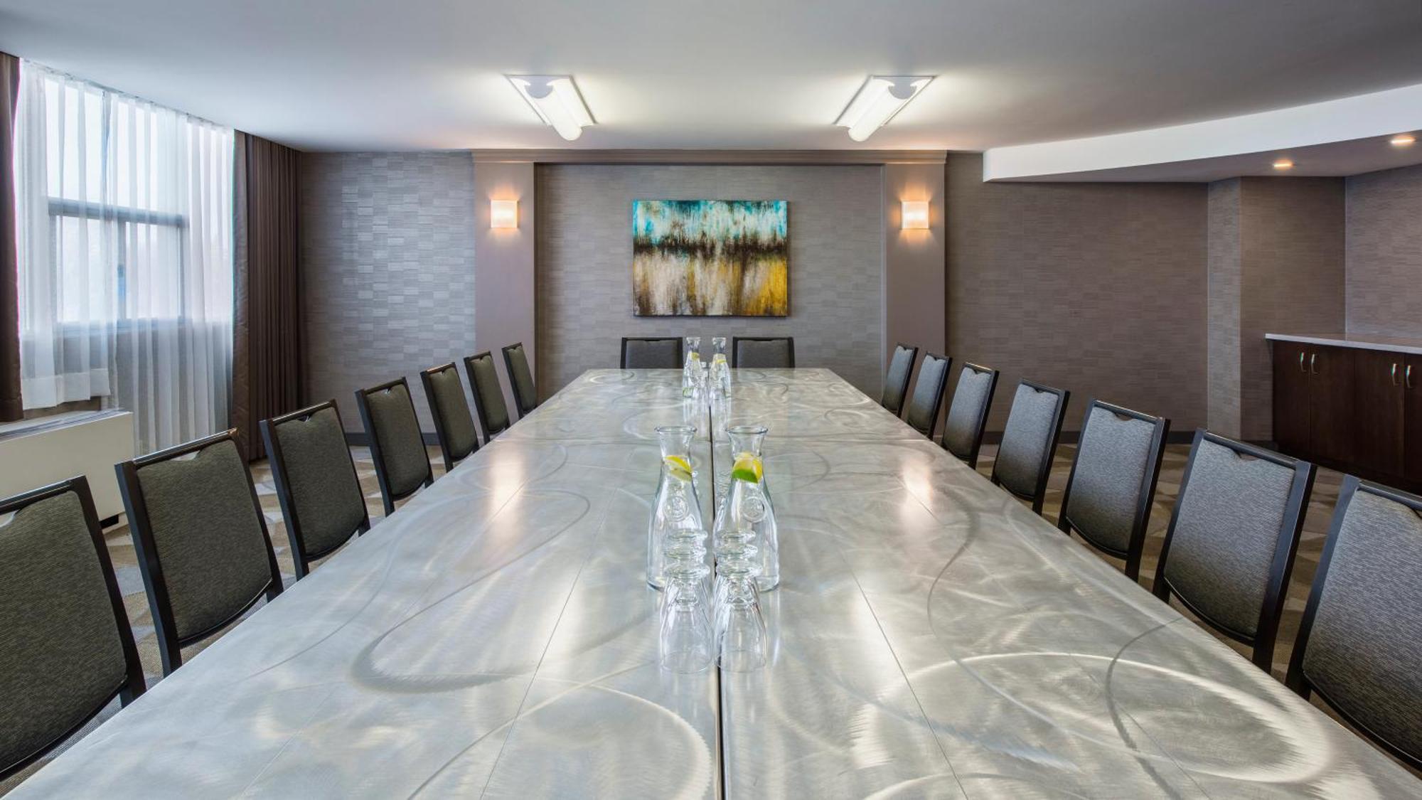 Holiday Inn Winnipeg-South By Ihg Eksteriør bilde